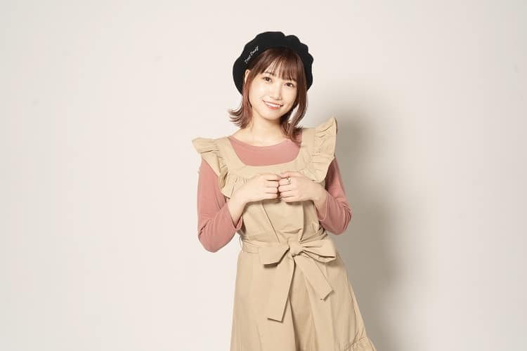 Hkt48朝長美桜ちゃんの秋コーデ 大好きな私服を紹介します Bis ビス