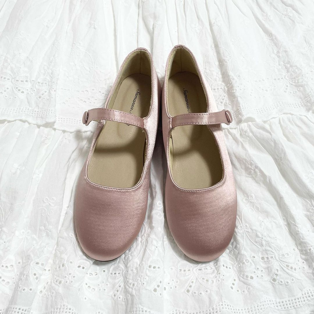 ガーリーシューズ