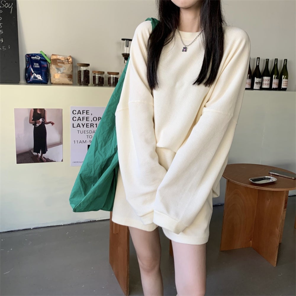 モテる服装女_オーバーサイズ