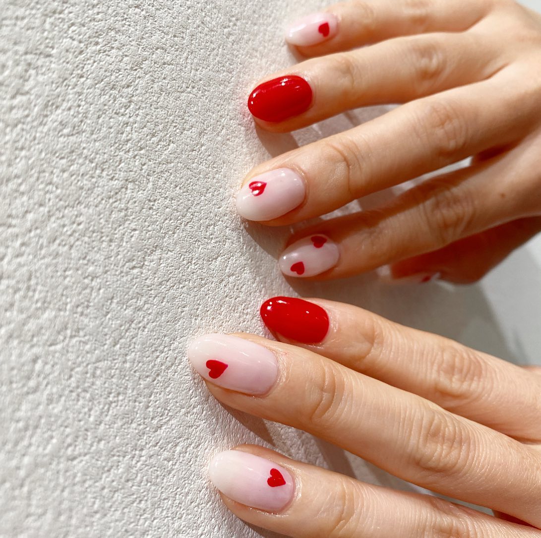 ガーリーネイル_赤ネイル1