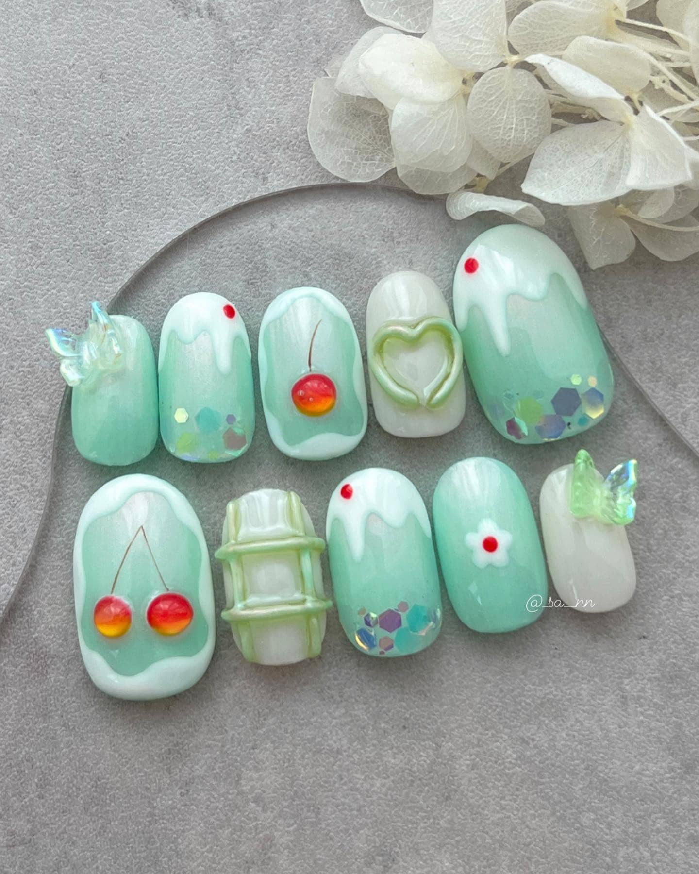 ガーリーネイル_食べ物